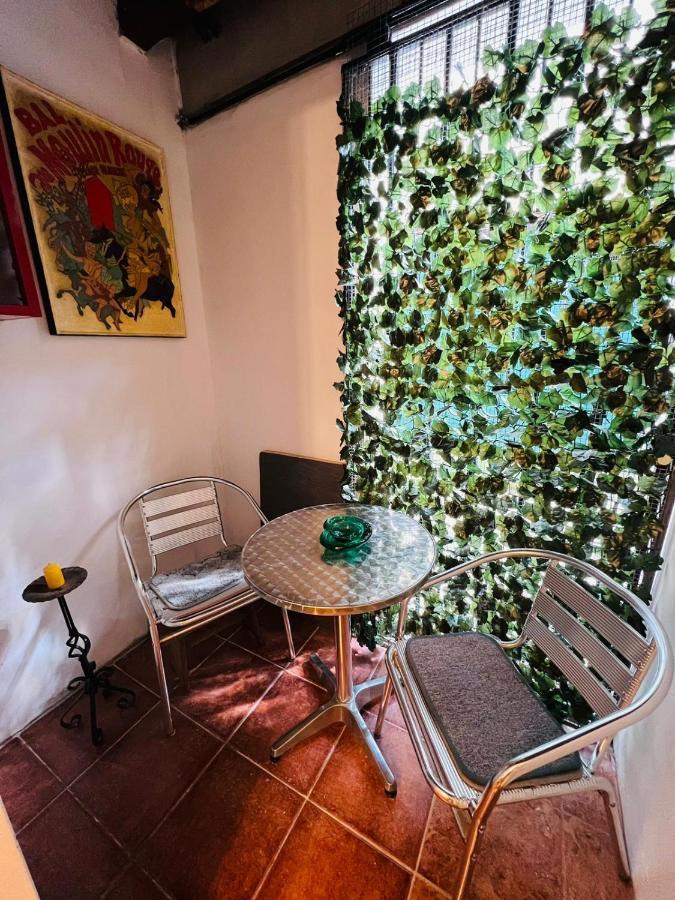 Downtown Secret Apartment Zagreb Bagian luar foto