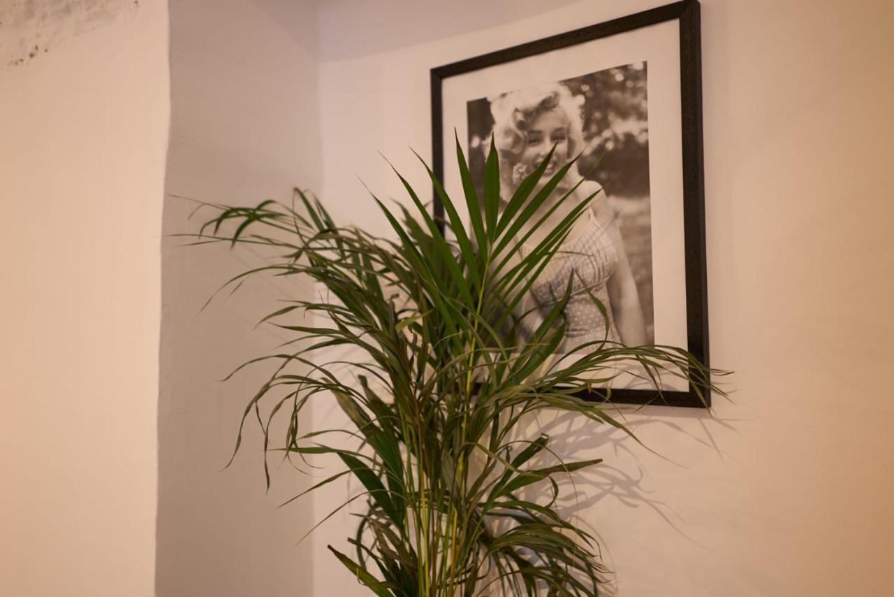 Downtown Secret Apartment Zagreb Bagian luar foto